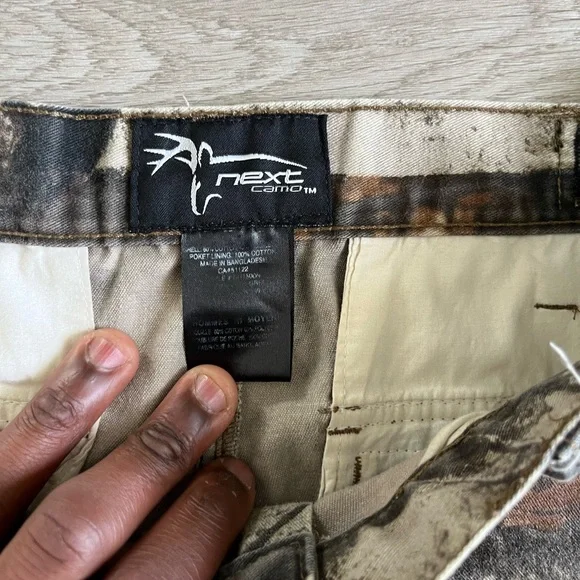 Realtree Camouflage Cargo Pants - Picture 3 of 5